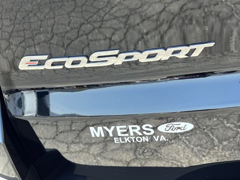 Used 2022 Ford EcoSport Titanium image 10