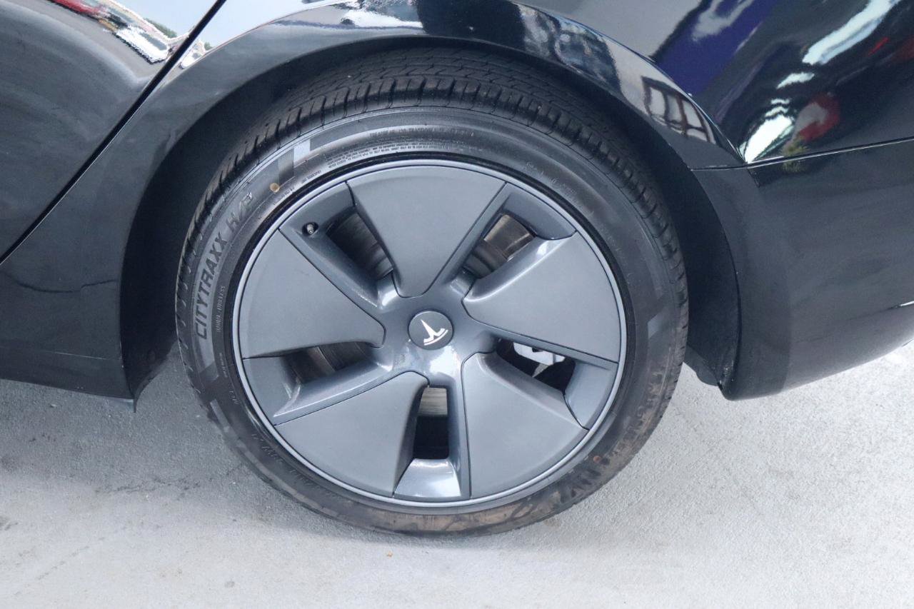 Used 2023 Tesla Model 3 Standard Range RWD image 11