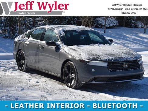 Used 2023 Honda Accord Sport image 1