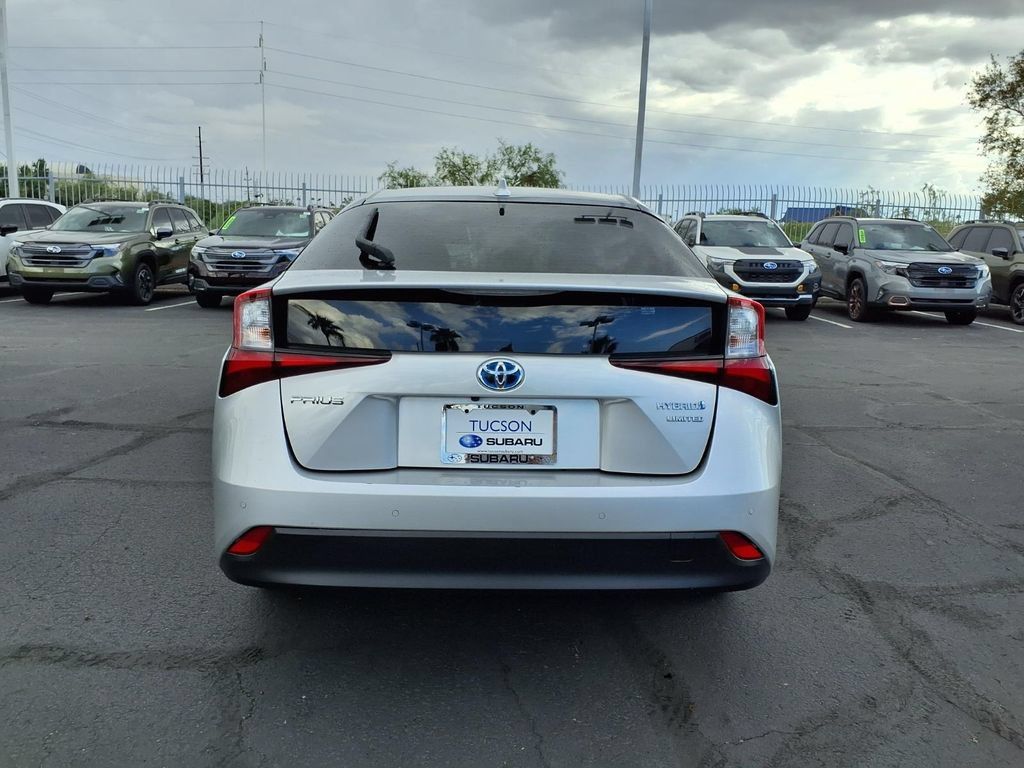Used 2019 Toyota Prius Limited w/ Premium Convenience Package FWD image 11