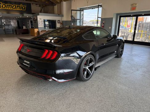 Used 2018 Ford Mustang Coupe w/ Black Accent Pkg RWD image 7