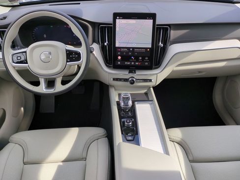 New 2026 Volvo XC60 B5 Ultra w/ Climate Package image 13