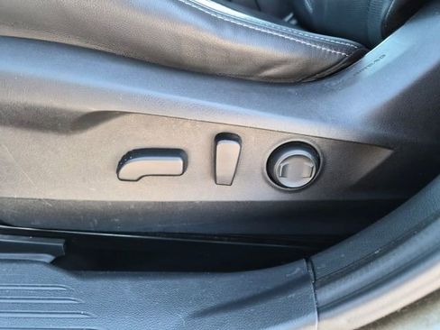 Used 2020 Subaru Outback Limited w/ Popular Package #2 AWD/4WD image 18