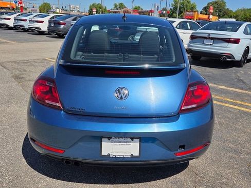 Used 2019 Volkswagen Beetle 2.0T S FWD image 7