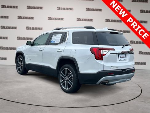 Used 2023 GMC Acadia SLT w/ Technology Package image 3