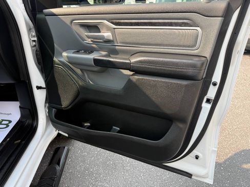 Used 2021 RAM 1500 Big Horn AWD/4WD image 34
