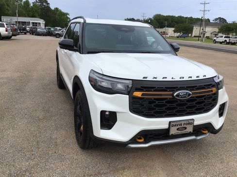 New 2026 Ford Explorer Tremor w/ Tremor Ultimate Package AWD/4WD image 6