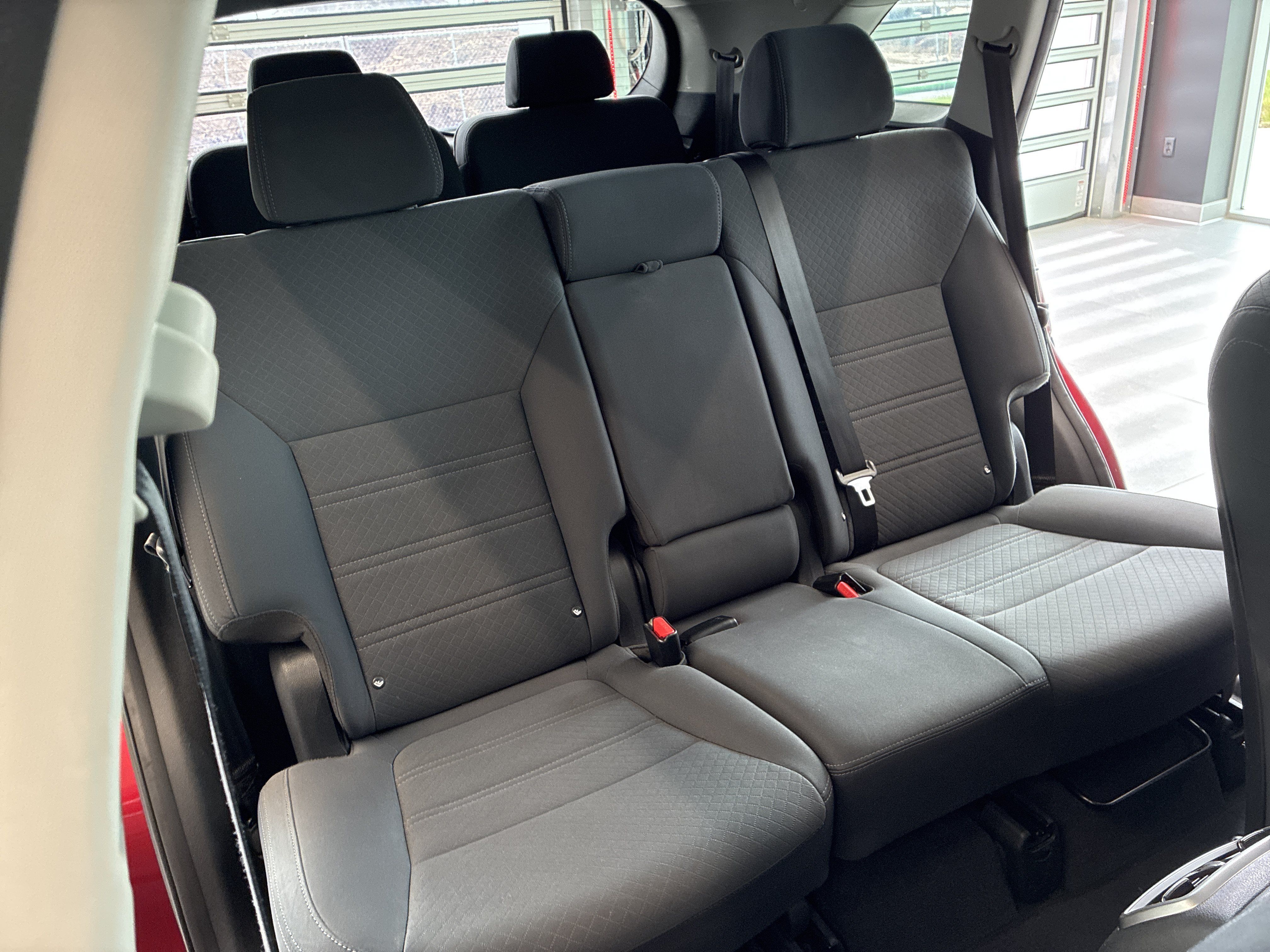 Used 2019 Kia Sorento AWD image 12