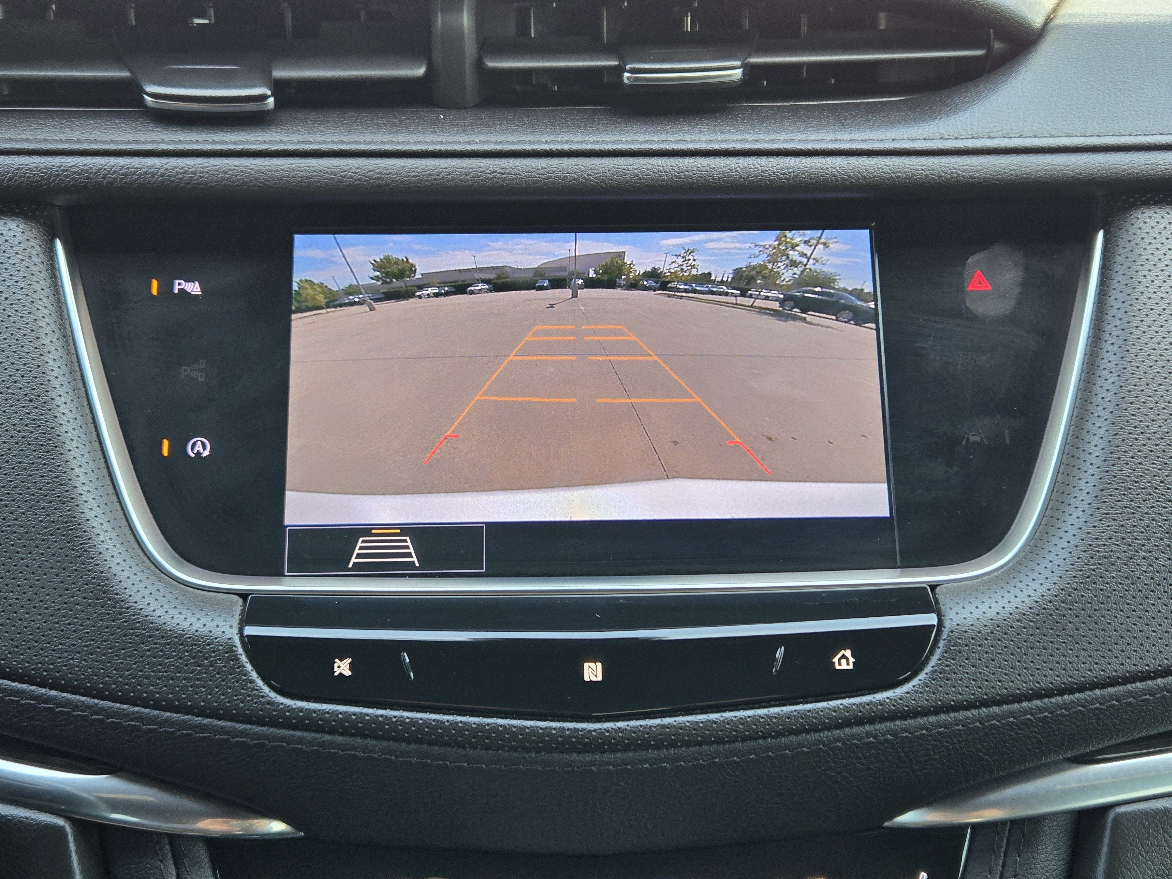 Used 2020 Cadillac XT5 Premium Luxury FWD image 24