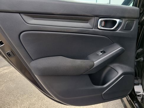 Used 2022 Honda Civic EX image 10