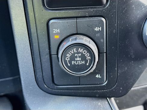 Used 2024 Ford F150 XLT w/ Equipment Group 302A MID AWD/4WD image 17