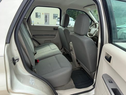 Used 2012 Ford Escape XLS FWD image 15