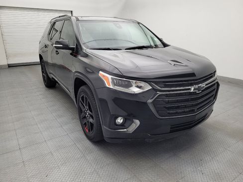 Used 2020 Chevrolet Traverse Premier w/ Redline Edition FWD image 13