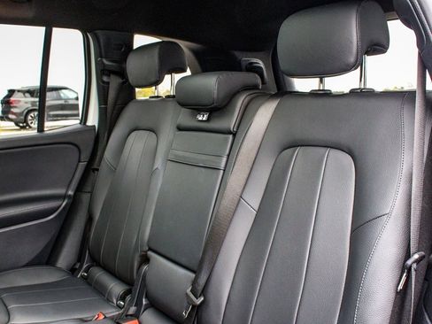 Used 2024 Mercedes-Benz GLB 250 4MATIC w/ Driver Assistance Package image 34