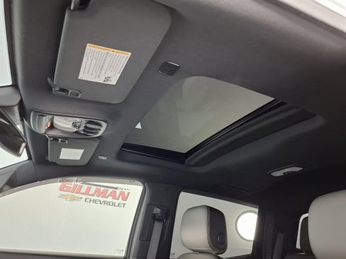 Used 2023 Chevrolet Colorado ZR2 w/ ZR2 Convenience Package III image 14