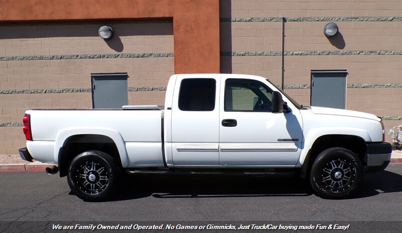 Used 2006 Chevrolet Silverado 2500 LT RWD image 6