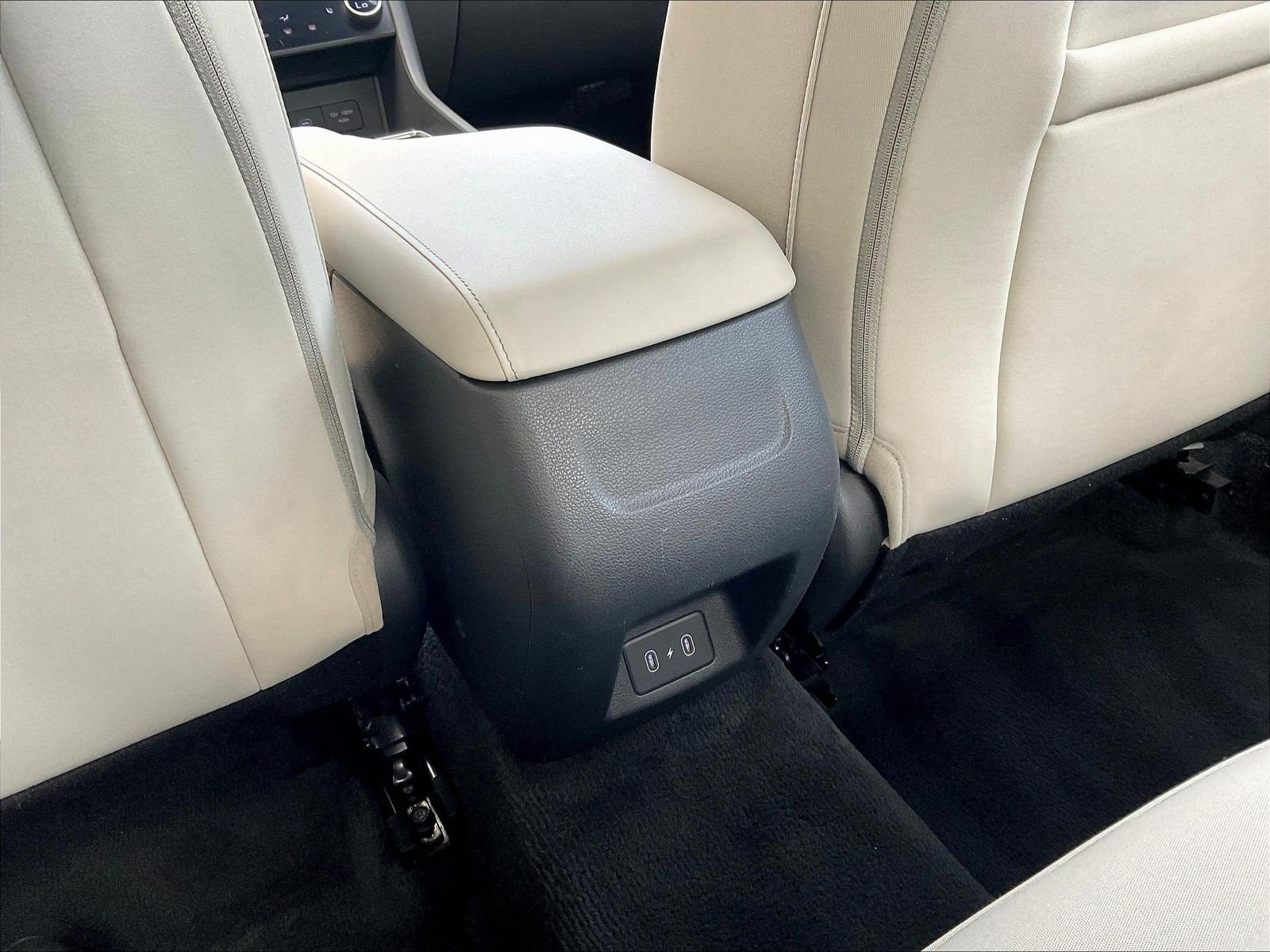 Used 2025 Hyundai Sonata SEL FWD image 10