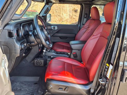 Used 2024 Jeep Wrangler Rubicon 392 image 13