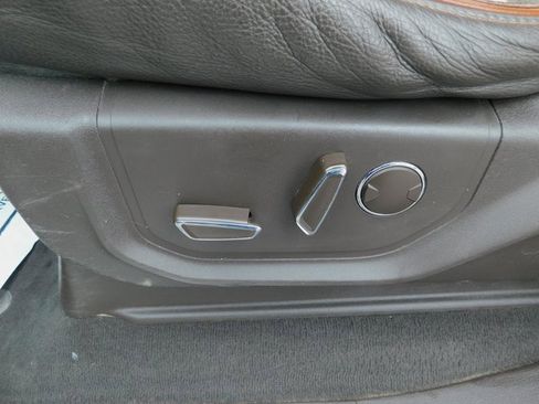 Used 2019 Ford F350 King Ranch image 26