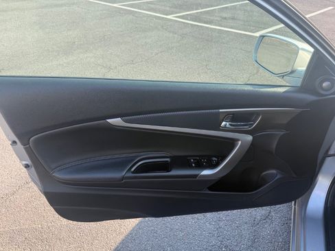 Used 2017 Honda Accord EX image 11