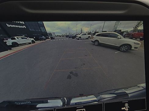 Used 2021 GMC Sierra 1500 AT4 w/ AT4 Preferred Package AWD/4WD image 13