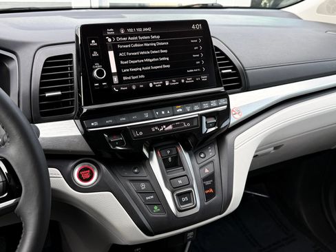 Used 2025 Honda Odyssey EX-L image 47