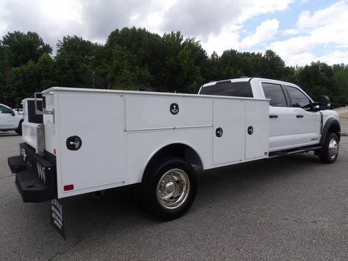 Used 2024 Ford F550 4x4 Crew Cab Super Duty w/ XLT Value Package image 8