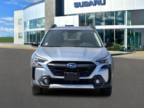Used 2023 Subaru Outback Limited image 10