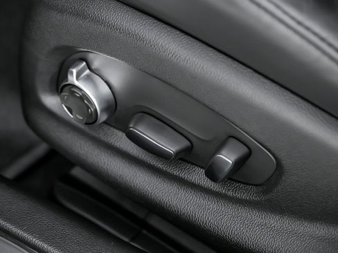 Used 2019 Cadillac CTS V w/ Carbon Fiber Package image 25