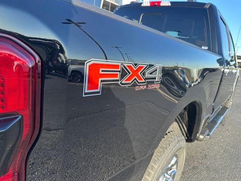 New 2026 Ford F350 Lariat w/ Chrome Package image 25