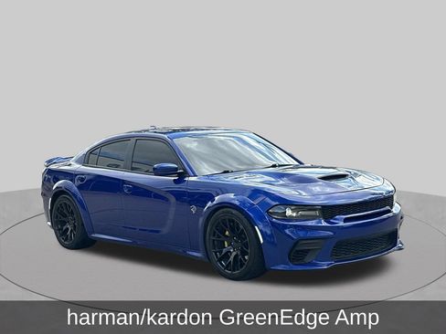 Used 2018 Dodge Charger SRT Hellcat w/ Harman/Kardon Audio Group RWD image 7