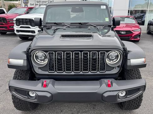 Used 2026 Jeep Wrangler Unlimited Rubicon AWD/4WD image 2