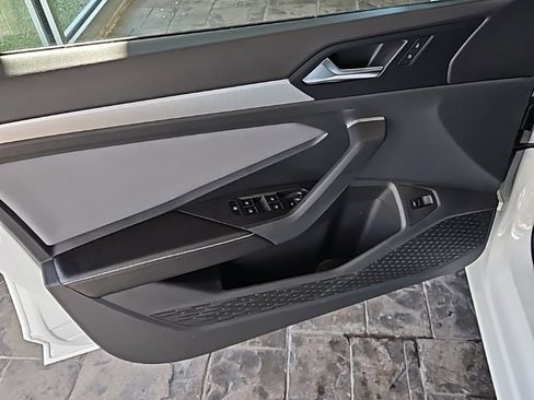 New 2026 Volkswagen Jetta SE image 25