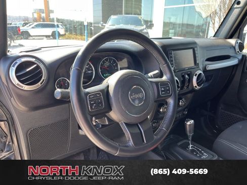 Used 2017 Jeep Wrangler Unlimited Sahara w/ Connectivity Group image 6