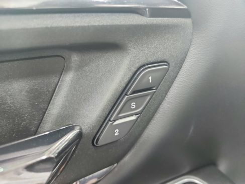 Used 2023 RAM 1500 Limited w/ Body Color Bumper Group AWD/4WD image 21