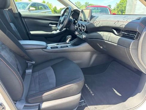Used 2024 Nissan Sentra SR FWD image 14