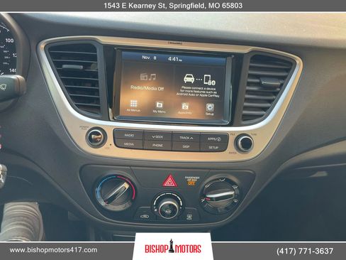 Used 2022 Hyundai Accent SEL image 23