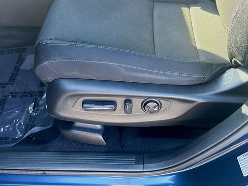 Certified 2023 Honda CR-V EX image 17