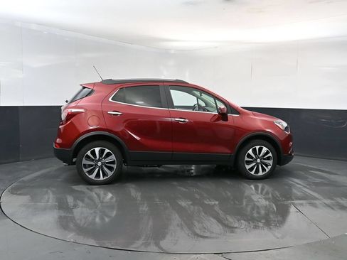 Used 2021 Buick Encore Preferred AWD/4WD image 6