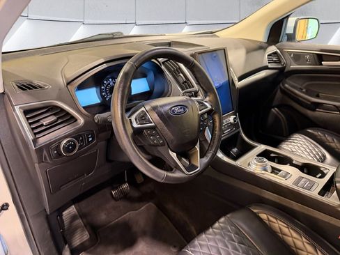 Used 2024 Ford Edge Titanium AWD/4WD image 10