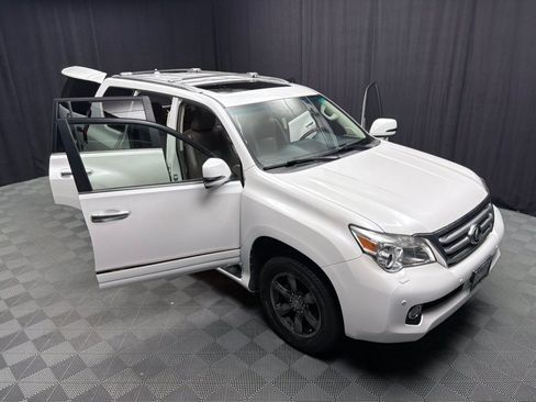 Used 2013 Lexus GX 460 Premium AWD/4WD image 21