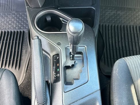 Used 2017 Toyota RAV4 LE FWD image 17