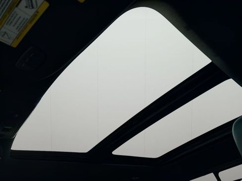 Used 2017 Ford F150 Raptor w/ Equipment Group 802A Luxury image 16