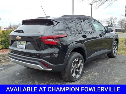 Certified 2025 Chevrolet Trax LT image 12