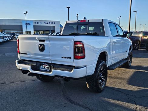 Used 2022 RAM 1500 Laramie AWD/4WD image 3