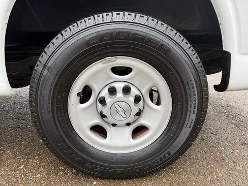 Used 2020 Chevrolet Express 2500 w/ Driver Convenience Package image 40