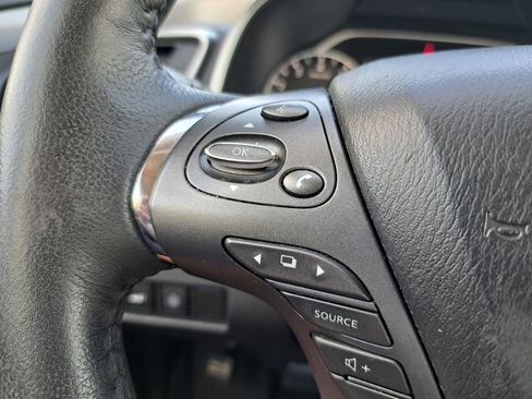 Used 2020 Nissan Murano SL image 14