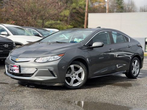 Used 2017 Chevrolet Volt LT w/ Comfort Package image 1