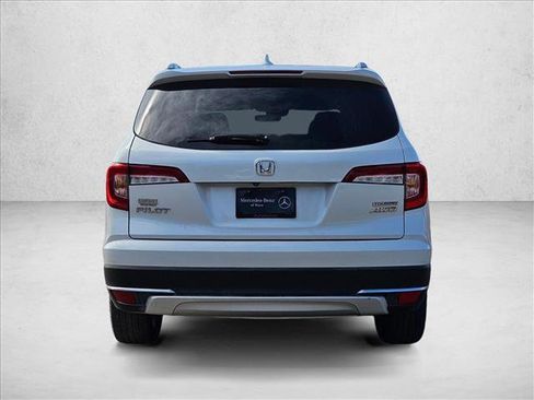 Used 2020 Honda Pilot Touring image 6