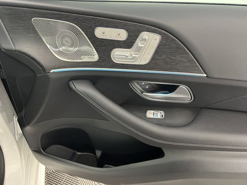 New 2026 Mercedes-Benz GLS 450 4MATIC image 27